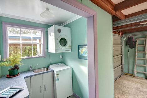 Photo of property in 6 Marion Street, Macandrew Bay, Dunedin, 9014