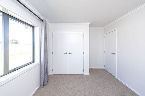 Photo of property in 6a Cross Street, Castlecliff, Whanganui, 4501