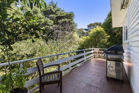 Photo of property in 612 Glenfield Road, Bayview, Auckland, 0629