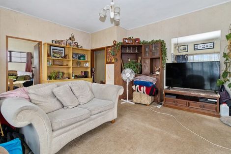 Photo of property in 1 Harris Street, Huntly, 3700