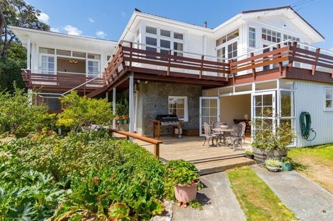 Photo of property in 12 Whanake Street, Titahi Bay, Porirua, 5022