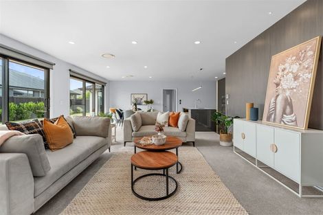 Photo of property in 33 Bronco Drive, Aidanfield, Christchurch, 8025