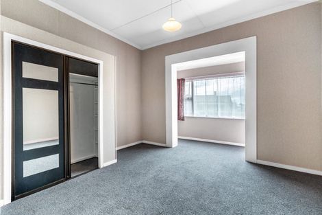 Photo of property in 17 Collingwood Street, Strathern, Invercargill, 9812