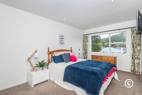 Photo of property in 32a Izard Road, Khandallah, Wellington, 6035