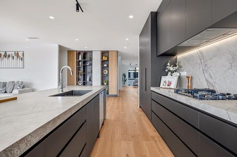 Photo of property in 9 Michael Richard Place, East Tamaki Heights, Auckland, 2016