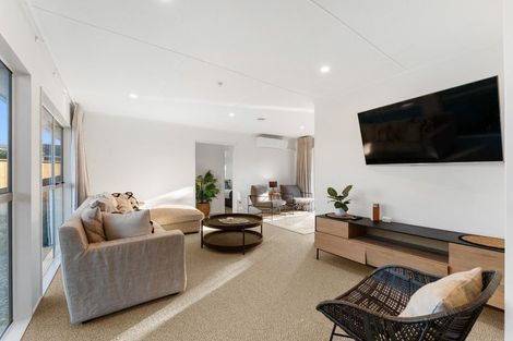 Photo of property in 23 Grace Crescent, Richmond Heights, Taupo, 3330