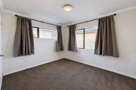 Photo of property in 48 Medvale Avenue, Flat Bush, Auckland, 2019
