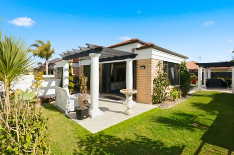 Photo of property in 104 Palm Beach Boulevard, Papamoa Beach, Papamoa, 3118