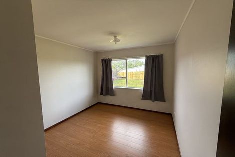 Photo of property in 2/3 Hedge Row, Sunnyhills, Auckland, 2010