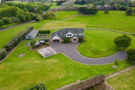 Photo of property in 30 Clifton Road, Whitford, Howick, 2571