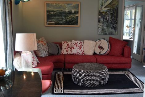 Photo of property in 1/40 East Coast Road, Milford, Auckland, 0620