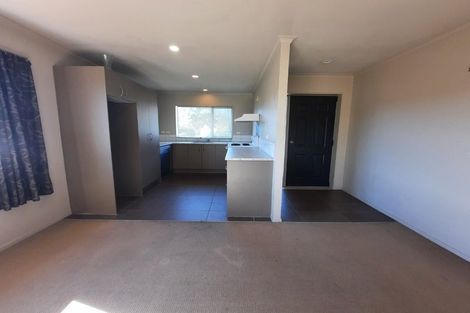 Photo of property in 43 Kellett Road, Ranui, Auckland, 0612