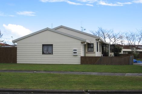 Photo of property in 2 Rigter Place, Enderley, Hamilton, 3214