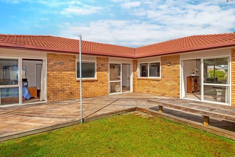 Photo of property in 809 Gladstone Road, Te Hapara, Gisborne, 4010