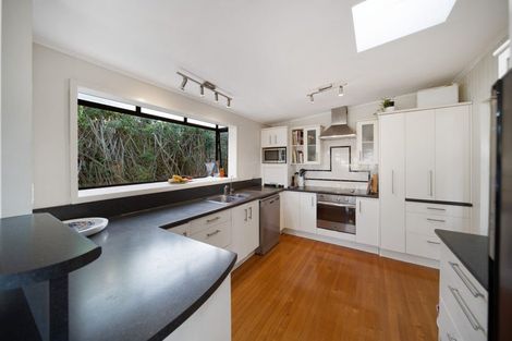 Photo of property in 23 Pohutukawa Avenue, Shelly Park, Auckland, 2014
