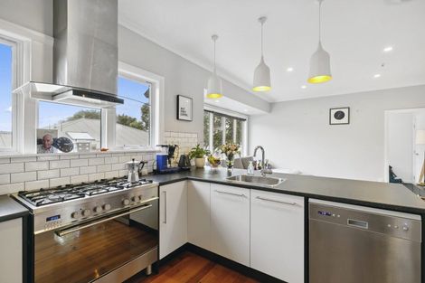 Photo of property in 72 Kipling Street, Johnsonville, Wellington, 6037