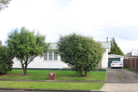 Photo of property in 30 Ruamahanga Crescent, Terrace End, Palmerston North, 4410