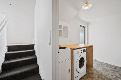 Photo of property in 121b Sunnyside Road, Sunnyvale, Auckland, 0612