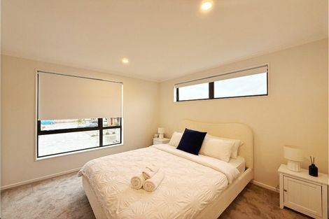 Photo of property in 1/29 Normandy Place, Henderson, Auckland, 0610