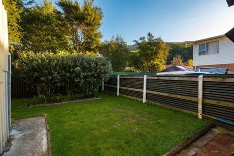 Photo of property in 29 Wairau Road, Picton, 7220