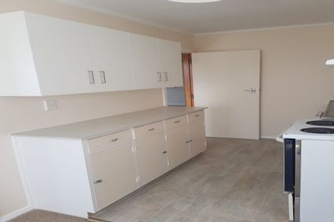 Photo of property in 72 Duthie Street, Karori, Wellington, 6012