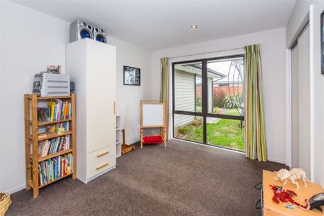 Photo of property in 23 Jacqueline Drive, West Melton, 7618