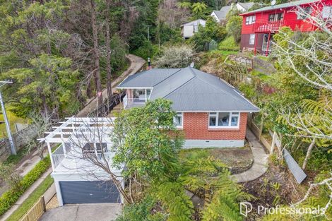 Photo of property in 8 Kereru Grove, Stokes Valley, Lower Hutt, 5019