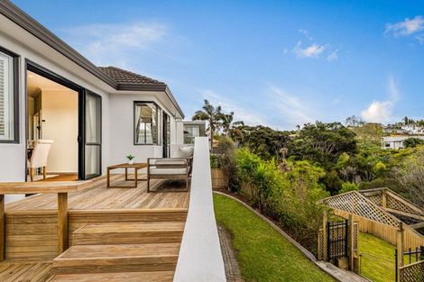 Photo of property in 5 Hobie Court, West Harbour, Auckland, 0618