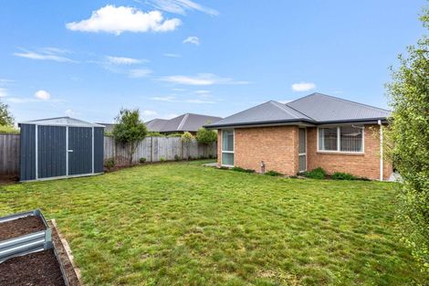Photo of property in 37 Sutherland Drive, Kaiapoi, 7630