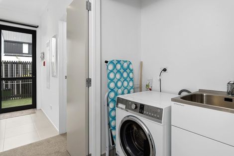 Photo of property in 90 Squadron Drive, Hobsonville, Auckland, 0616