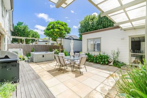 Photo of property in 35 Figaro Crescent, Takanini, 2112