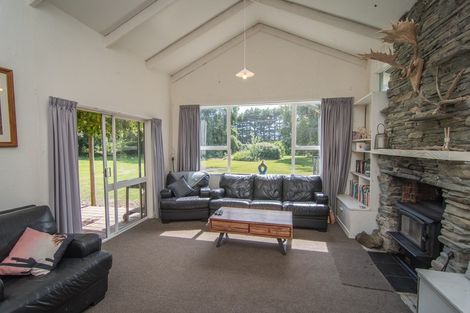 Photo of property in 381 Pareora River Road, Saint Andrews, Timaru, 7972