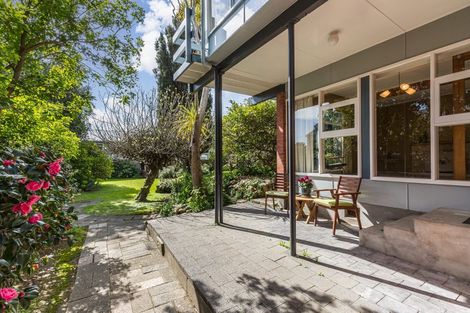 Photo of property in 20 Puriri Street, Eastbourne, Lower Hutt, 5013