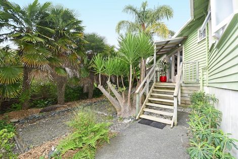Photo of property in 21 Pakiri Road, Leigh, Warkworth, 0985