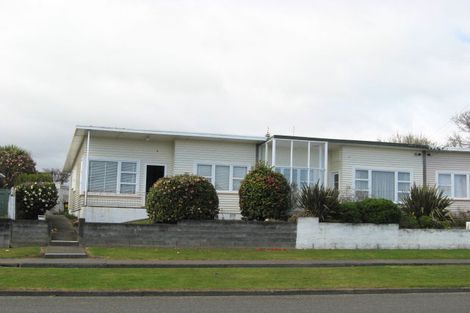 Photo of property in 132 Cambridge Street, Levin, 5510