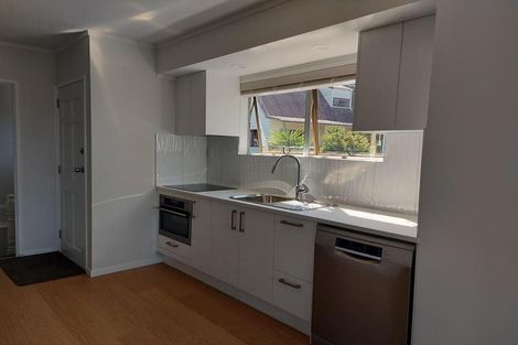 Photo of property in 34 Preston Avenue, Henderson, Auckland, 0610