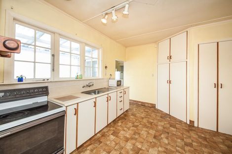 Photo of property in 1006 Tremaine Avenue, Roslyn, Palmerston North, 4414