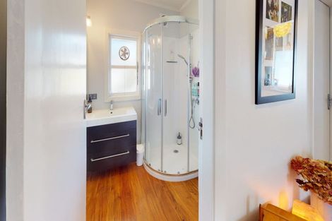 Photo of property in 5 Tower Crescent, Durie Hill, Whanganui, 4500