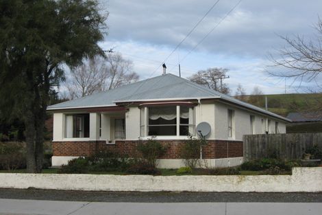 Photo of property in 20 Irvine Street, Lawrence, 9532