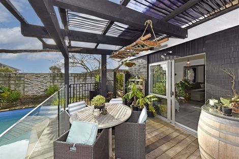 Photo of property in 2/16 Steadman Road, Broomfield, Christchurch, 8042