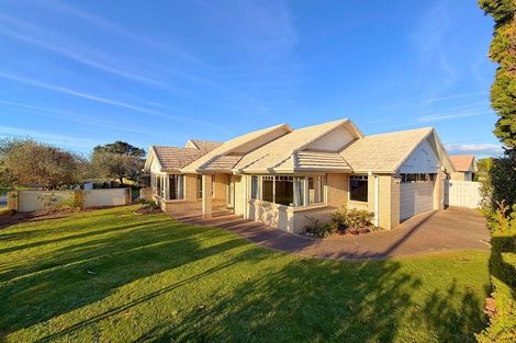Photo of property in 125 Gloucester Road, Mount Maunganui, 3116
