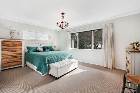 Photo of property in 2c Puriri Avenue, Orewa, 0931