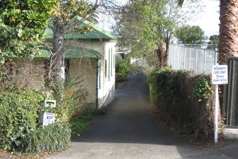 Photo of property in 19 Cobden Road, Bluff Hill, Napier, 4110