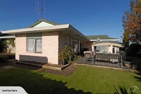 Photo of property in 132 Totara Drive, Pukete, Hamilton, 3200