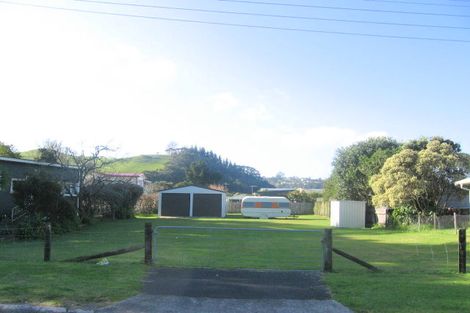 Photo of property in 1 Bongard Road, Whitianga, 3510