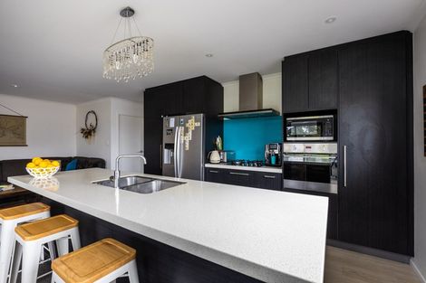 Photo of property in 503 Richmond Road, Lepperton, New Plymouth, 4373