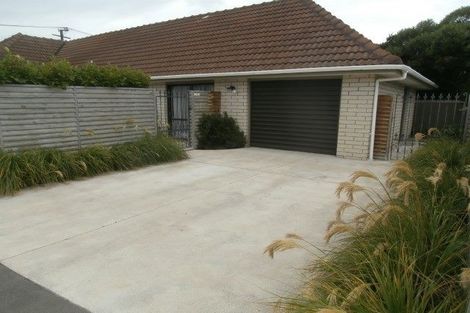 Photo of property in 3 Lonsdale Street, New Brighton, Christchurch, 8083