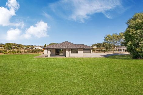 Photo of property in 21 Downer Access Road, Kaukapakapa, 0873