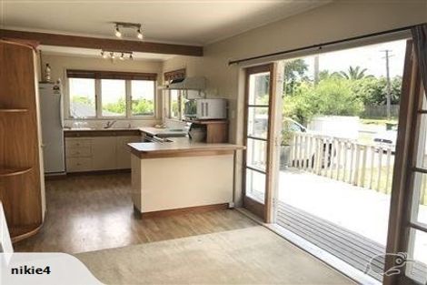 Photo of property in 36 Alice Street, Riverhead, 0820