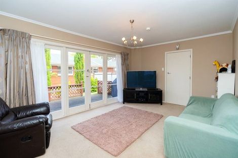 Photo of property in 6 English Street, St Andrews, Hamilton, 3200